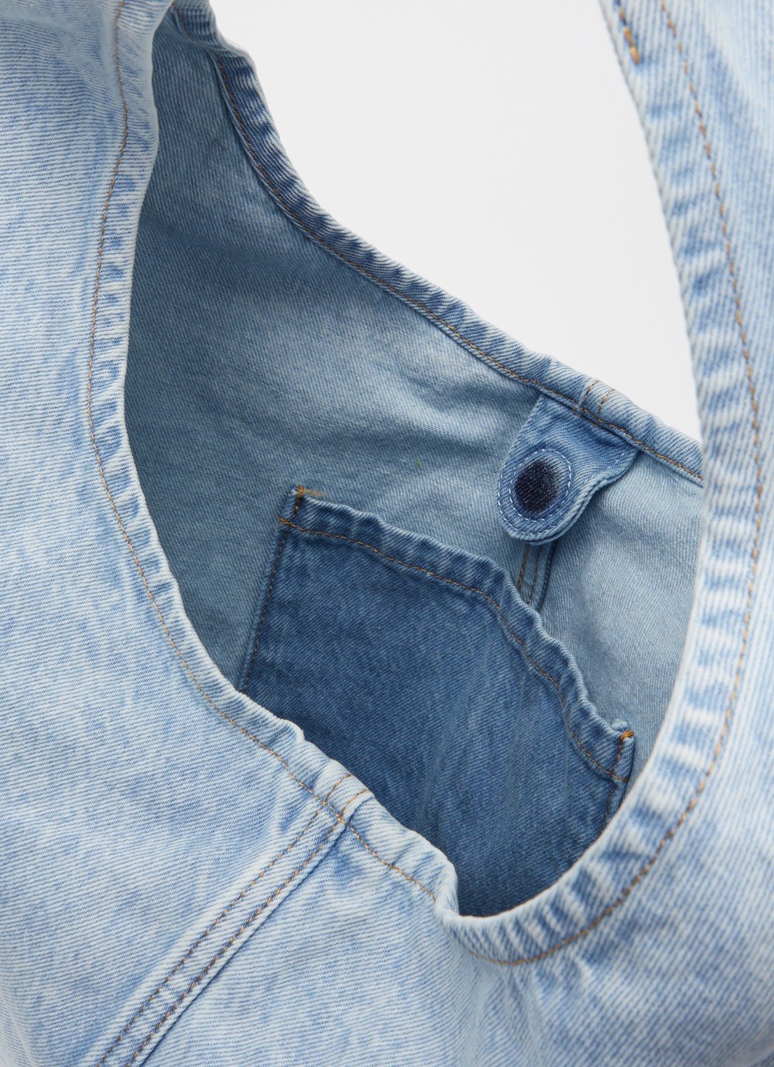 Levi's Emerson schoudertas van denim - detail indigo
