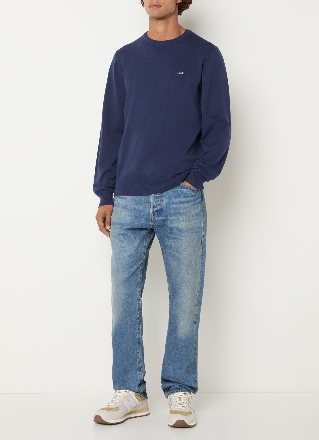 Levi's Fijngebreide pullover met logoborduring - voorkant 2 donkerblauw