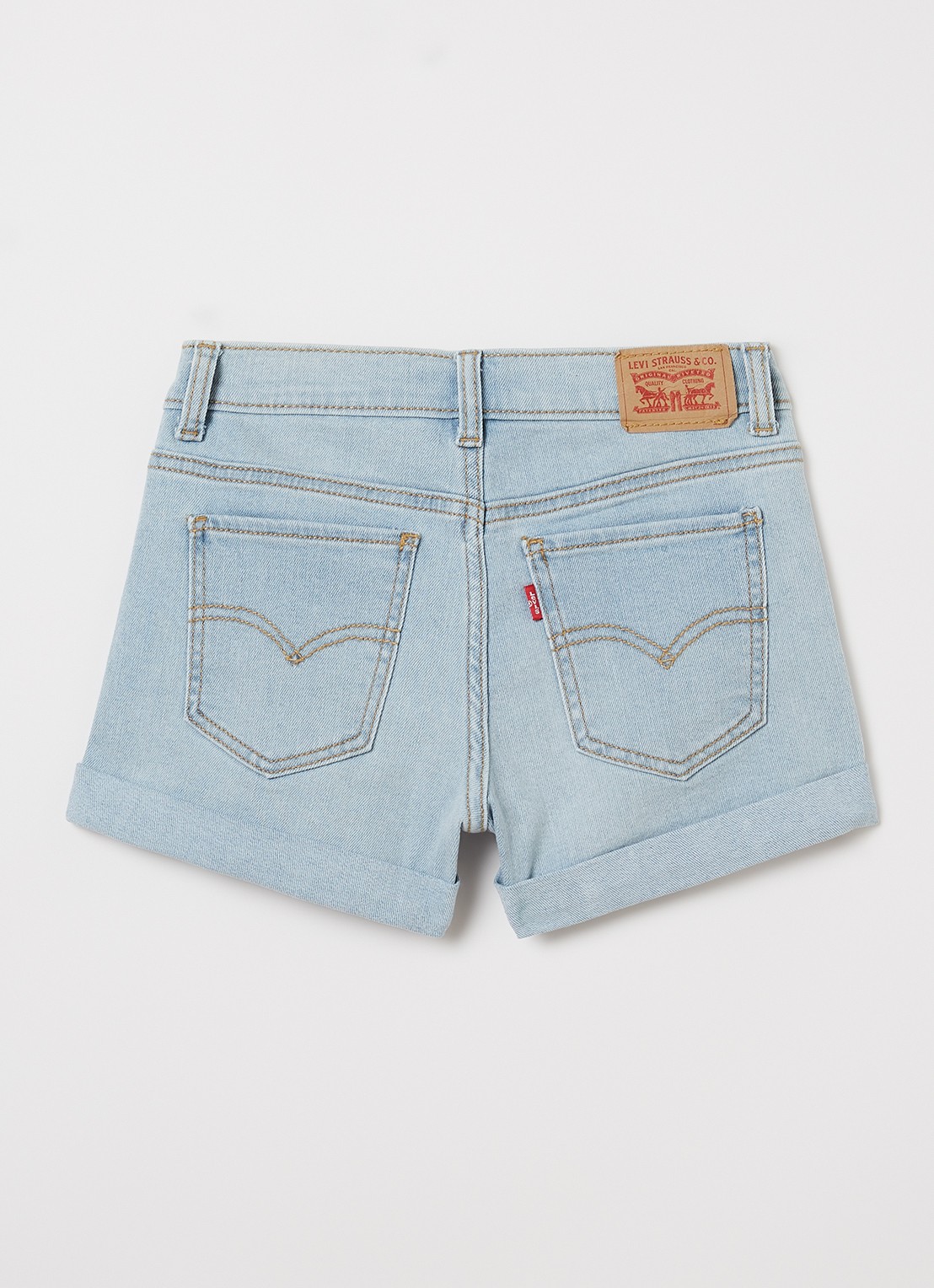 Levi's Girlfriend loose fit korte broek van denim met steekzakken - voorkant 2 lichtblauw