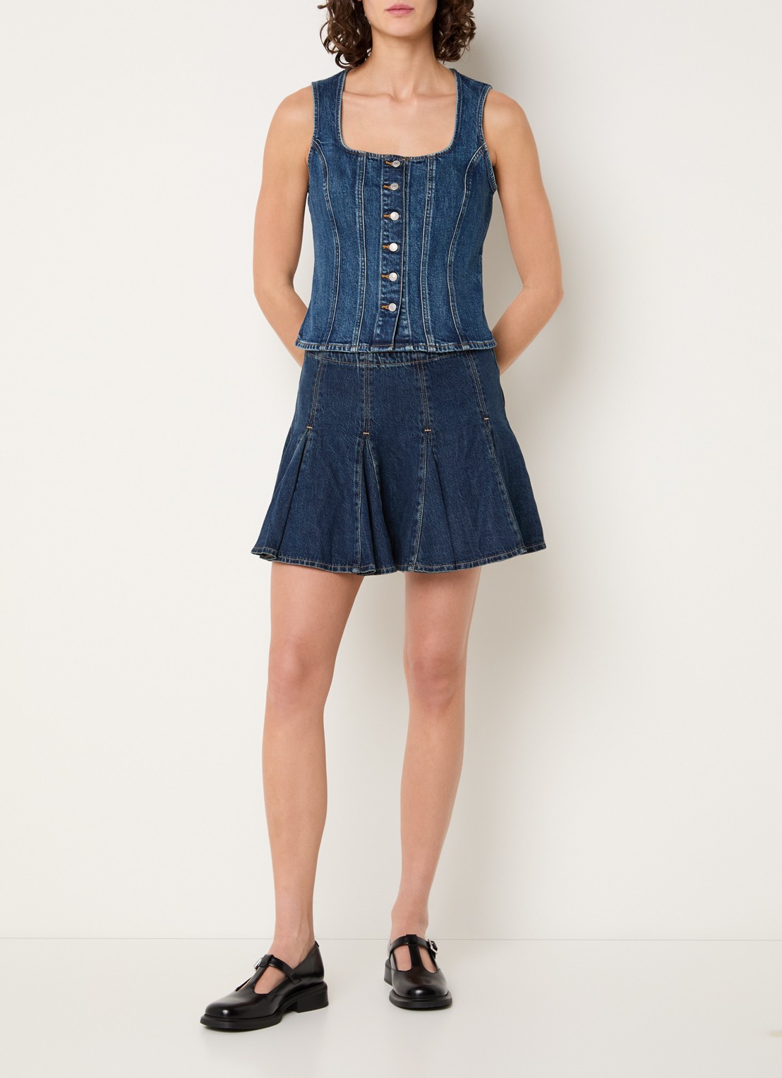 Levi's Godet mini spijkerrok met plooien - voorkant 4 indigo
