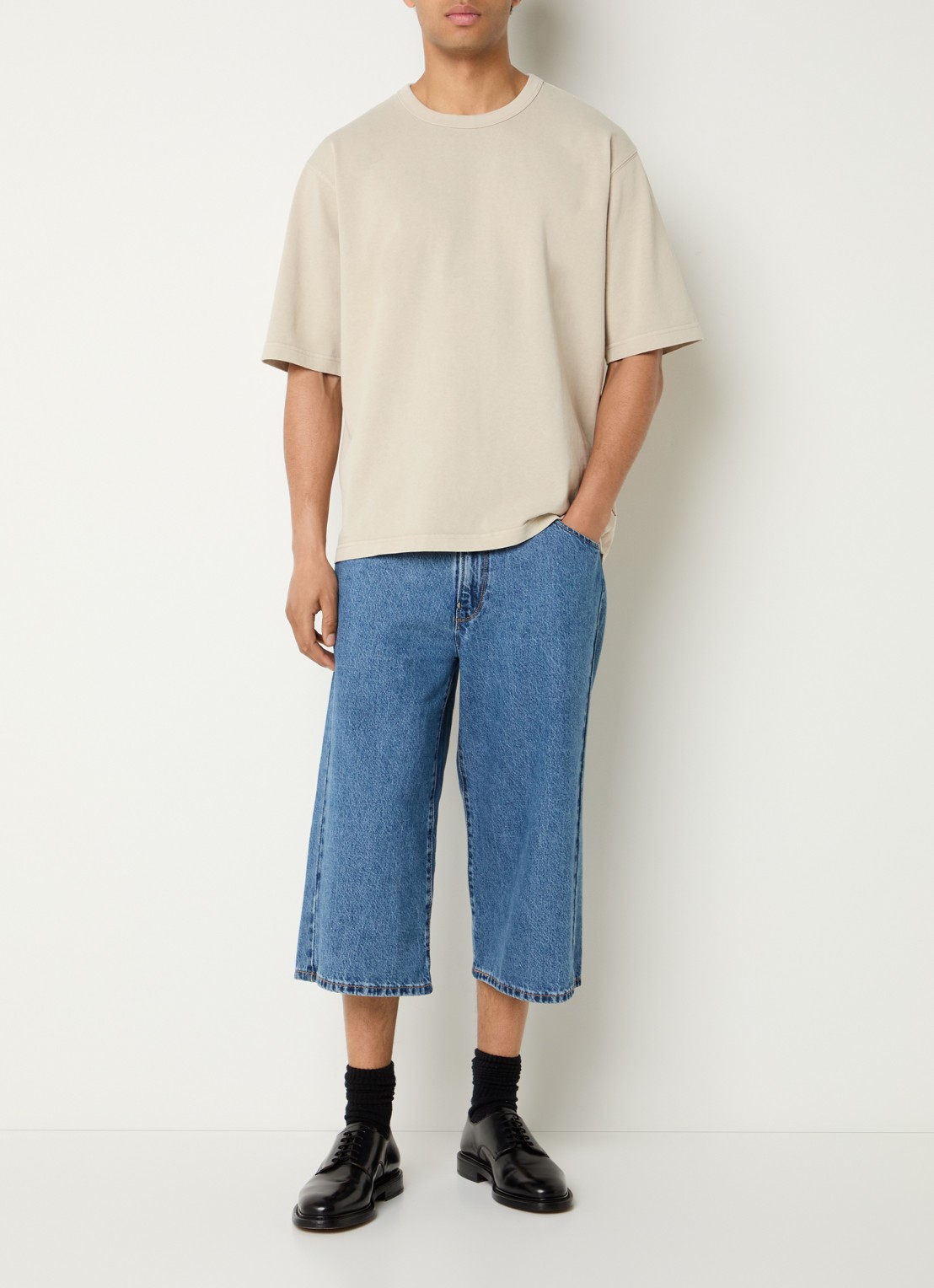 Levi's Heavyweight T-shirt met ronde hals - voorkant 4 beige