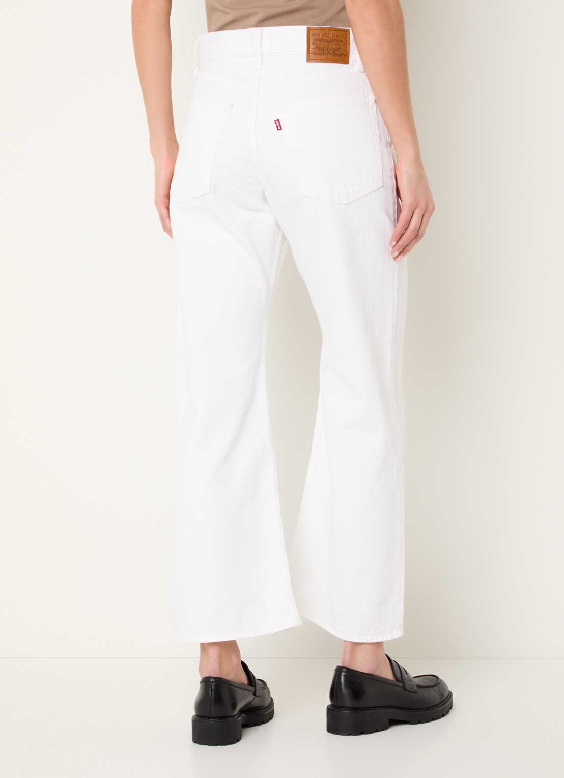 Levi's High waist flared cropped jeans met gekleurde wassing en steekzakken - achterkant wit