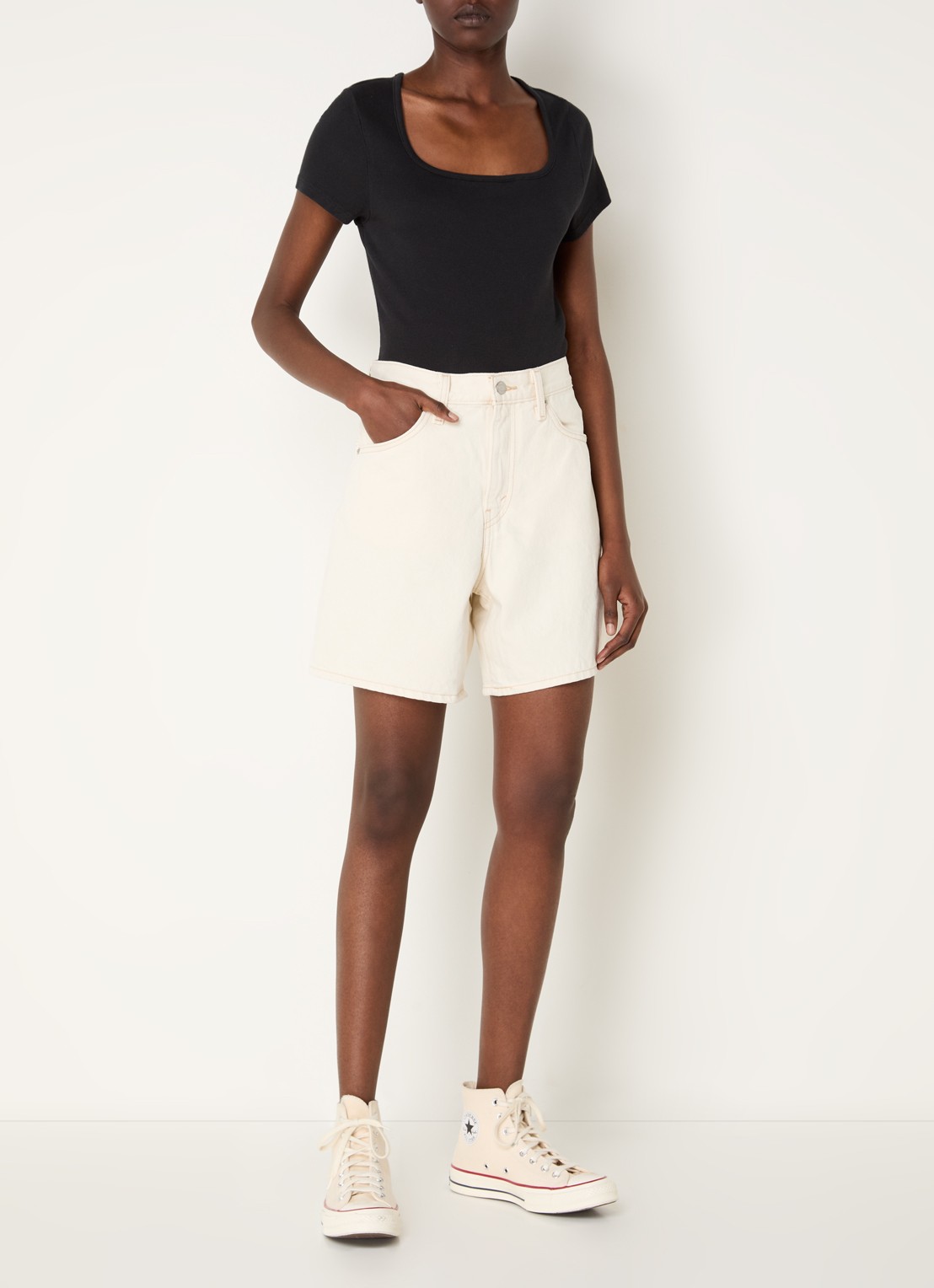 Levi's High waist loose fit korte broek van denim met gekleurde wassing - voorkant 3 creme