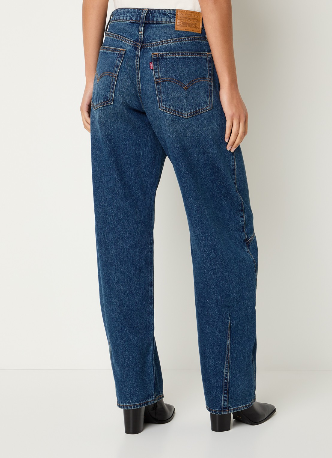 Levi's High waist straight leg jeans met donkere wassing - achterkant 5 indigo