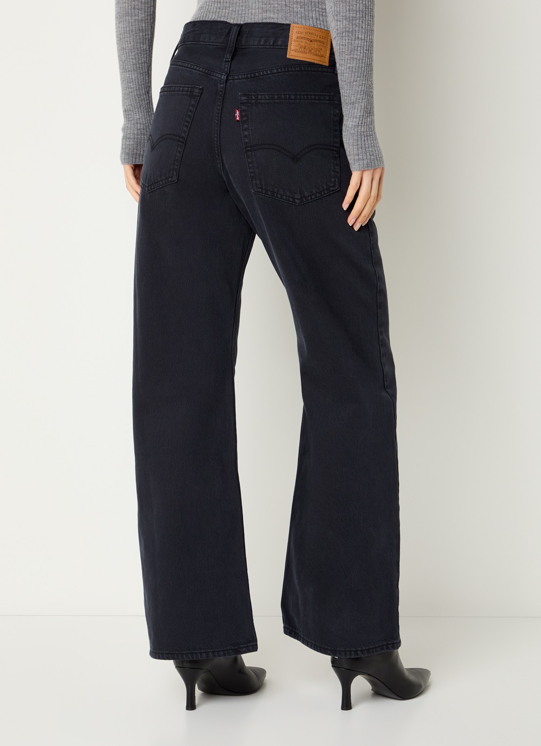 Levi's High waist straight leg jeans met gekleurde wassing - achterkant 3 zwart