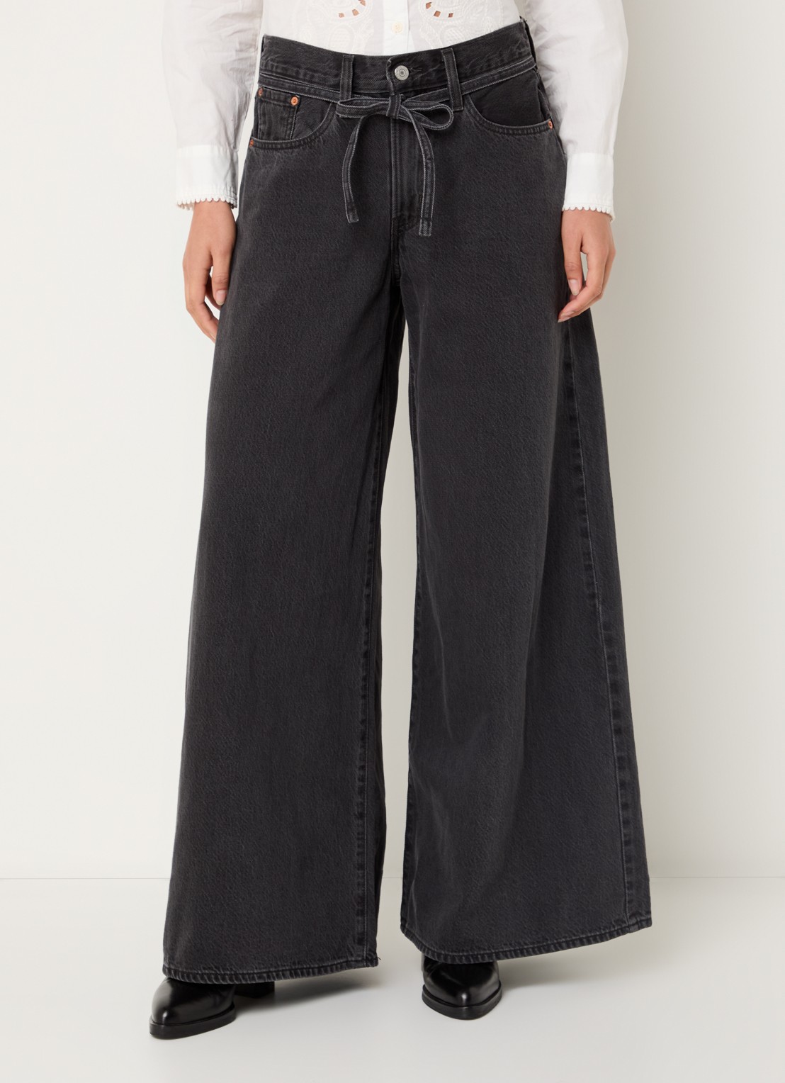 Levi's High waist wide leg jeans met gekleurde wassing - detail 2 antraciet