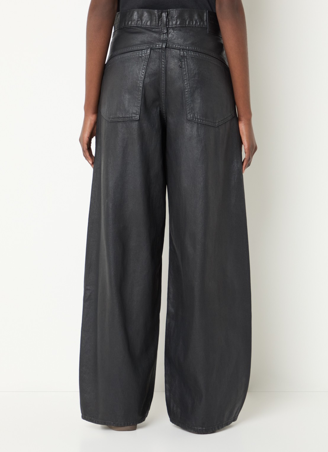 Levi's High waist wide leg jeans met glanzende finish - achterkant zwart