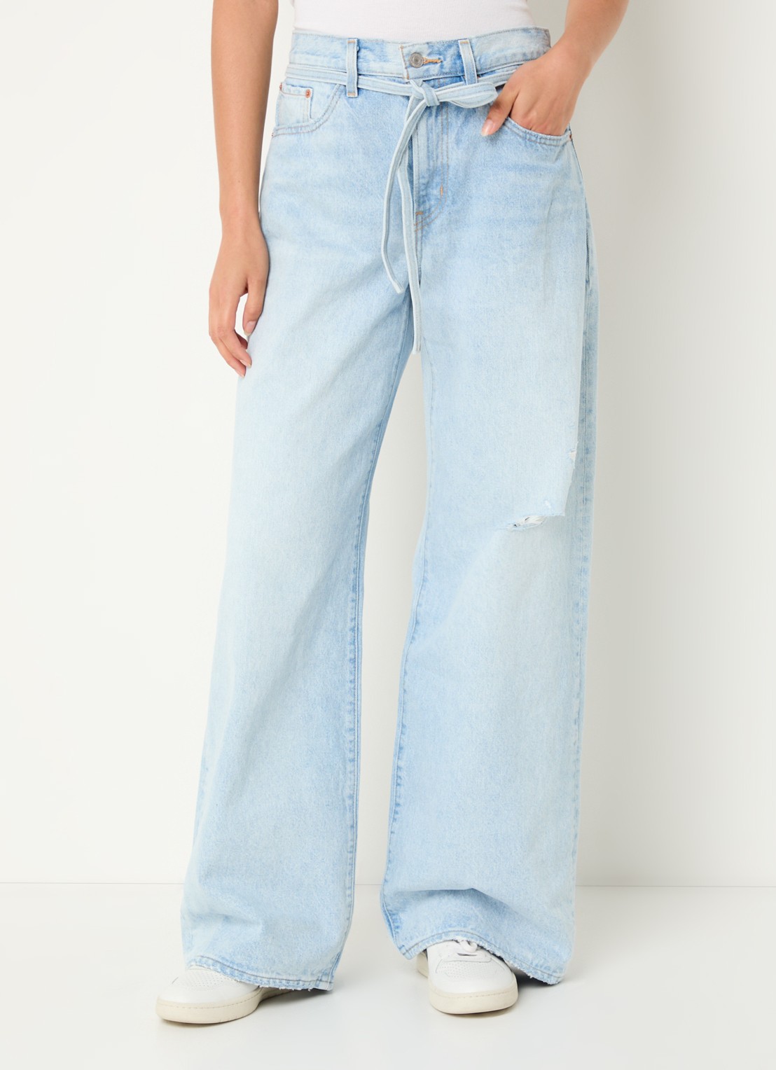 Levi's High waist wide leg jeans met lichte wassing en strikceintuur - detail 3 indigo