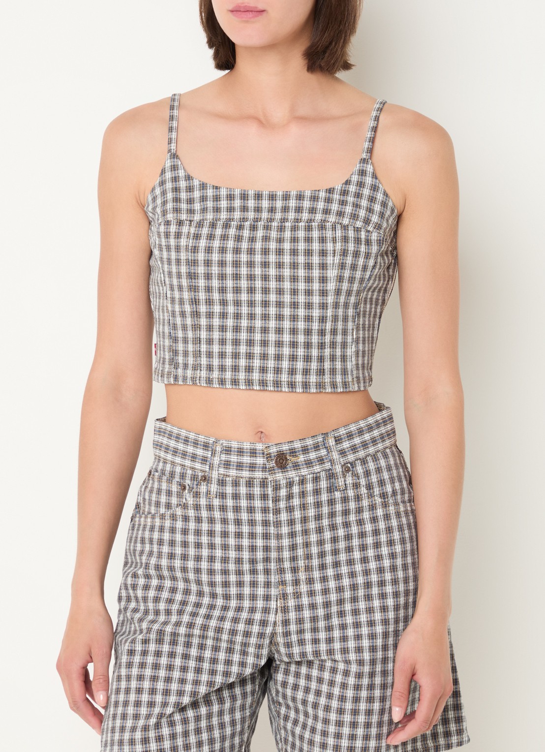 Levi's Jadine crop top met ruitdessin en smockwerk - detail beige
