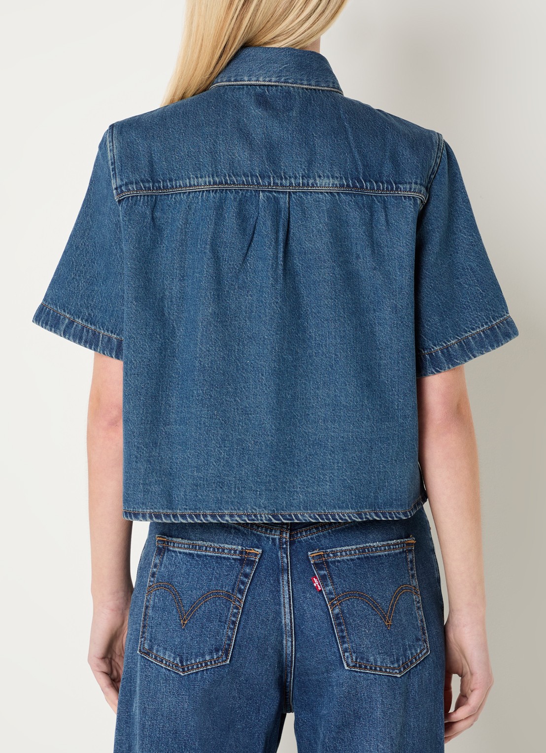 Levi's Logan blouse van denim - achterkant indigo