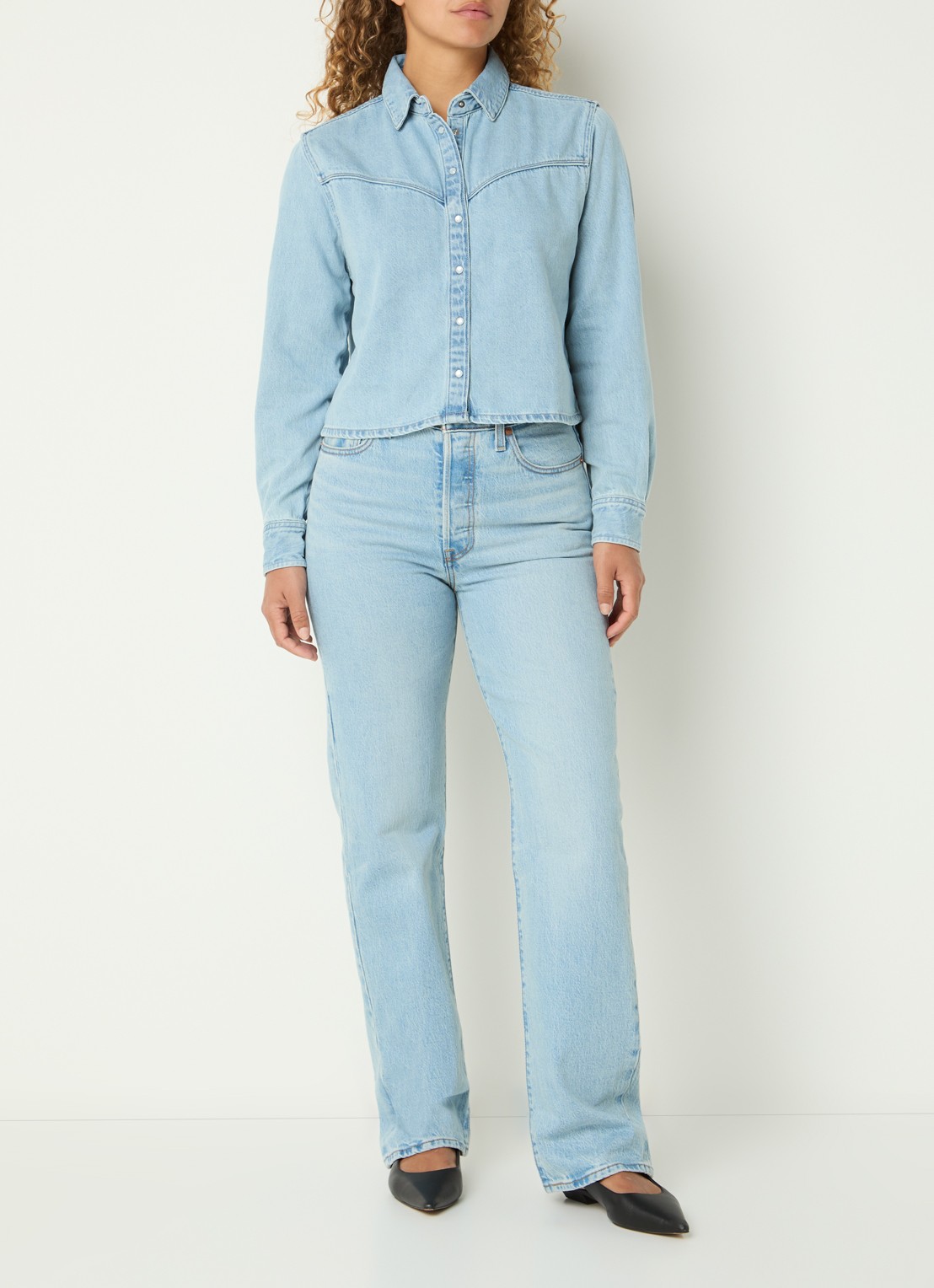 Levi's Logan spijkerjas met kraag - voorkant 4 indigo