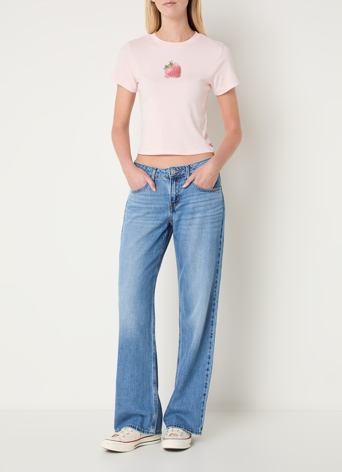 Levi's Low Loose low waist straight leg jeans met medium wassing - voorkant 5 indigo