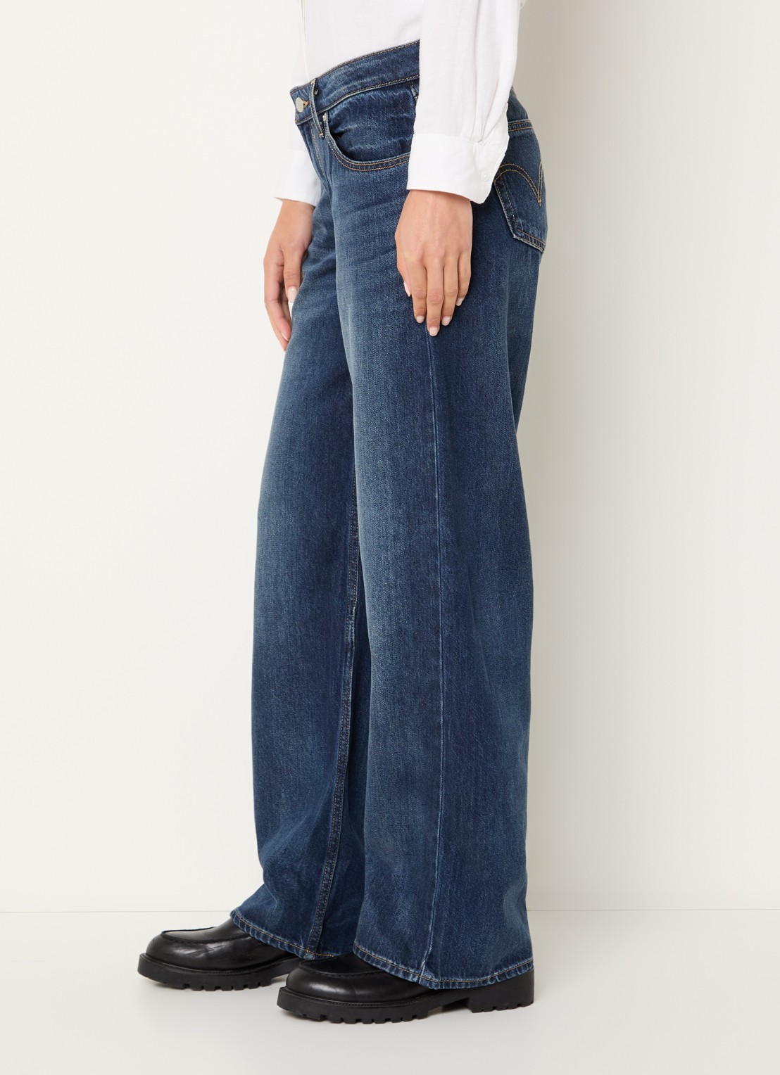 Levi's Low waist loose fit jeans met medium wassing - detail 3 indigo