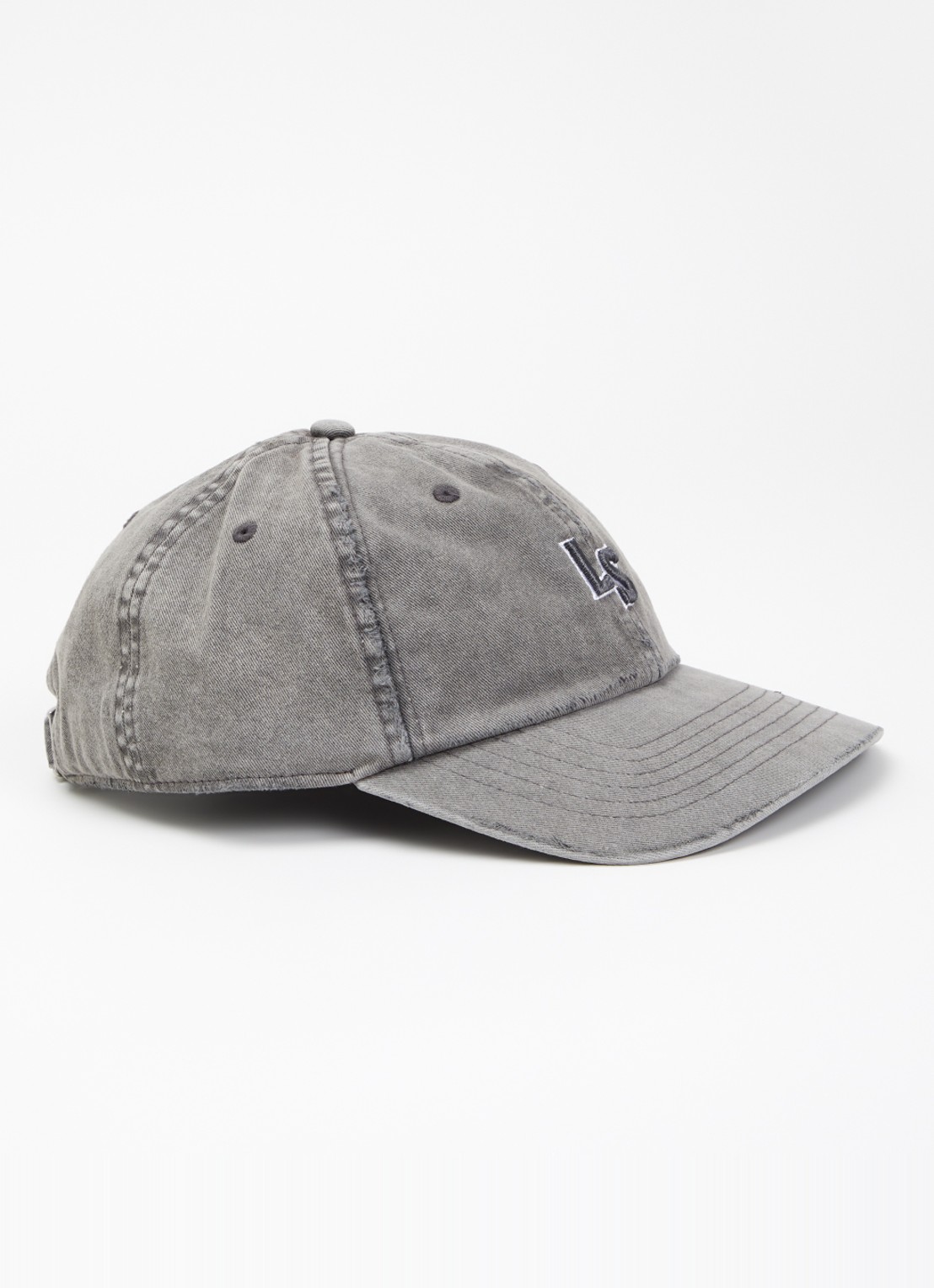 Levi's LS pet met logo borduring - voorkant grijs
