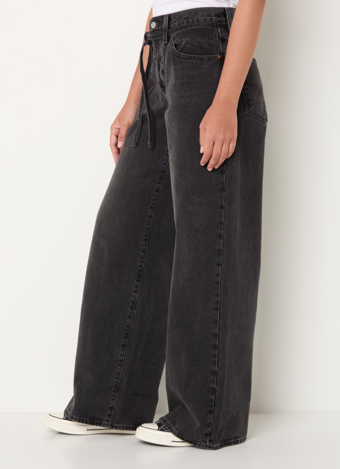 Levi's Mid waist loose fit jeans met strikceintuur en gekleurde wassing  - detail 3 antraciet