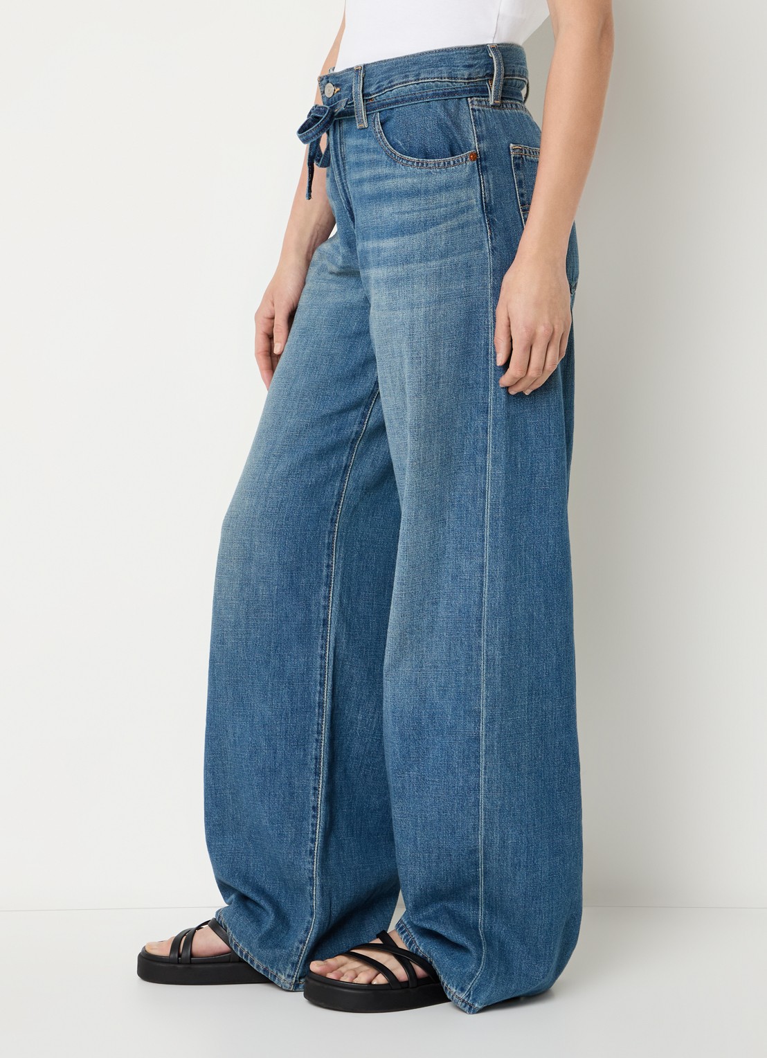 Levi's Mid waist wide leg jeans met medium wassing - detail 3 indigo
