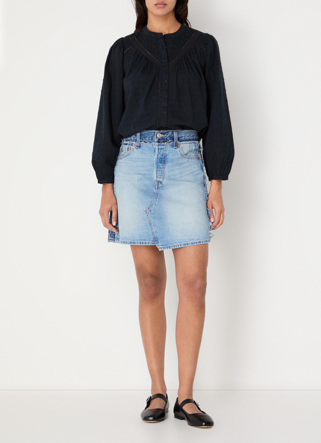 Levi's Mini spijkerrok met destroyed afwerking - voorkant 3 indigo