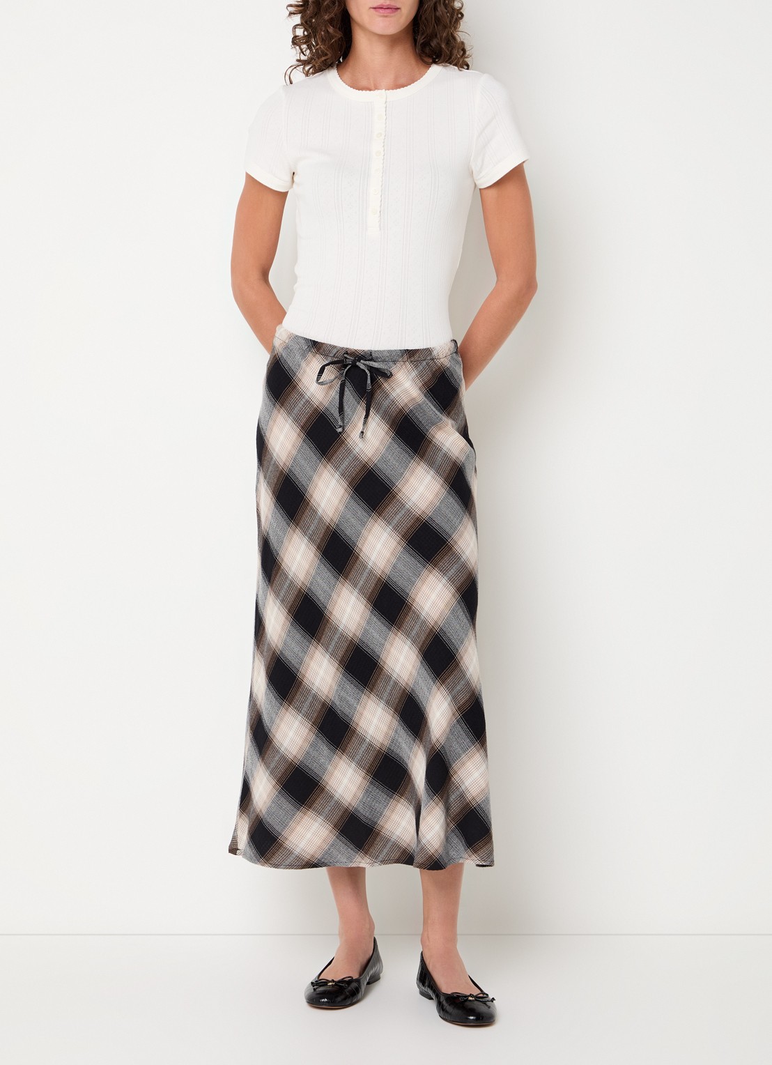 Levi's Noemi maxi rok met ruitdessin - voorkant 3 beige
