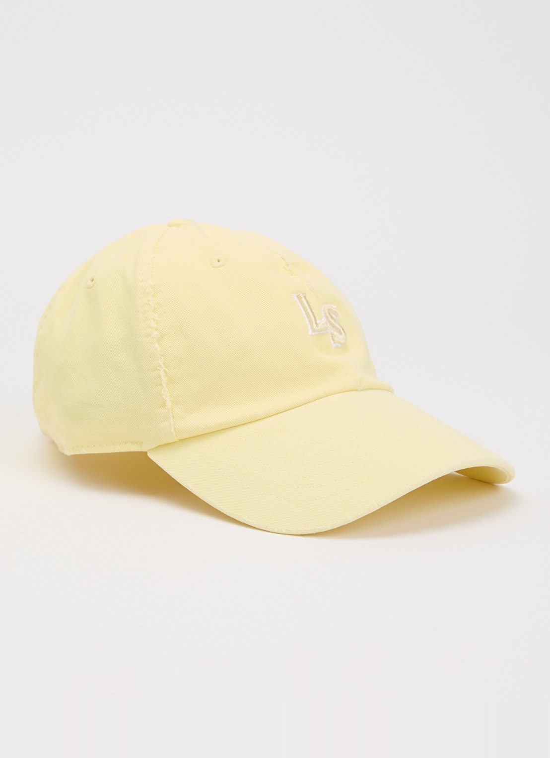 Levi's Pet met logoborduring - voorkant lichtgeel