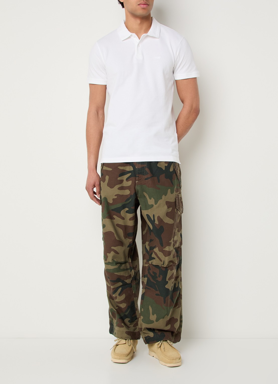 Levi's Regular fit polo met logo - voorkant 2 wit