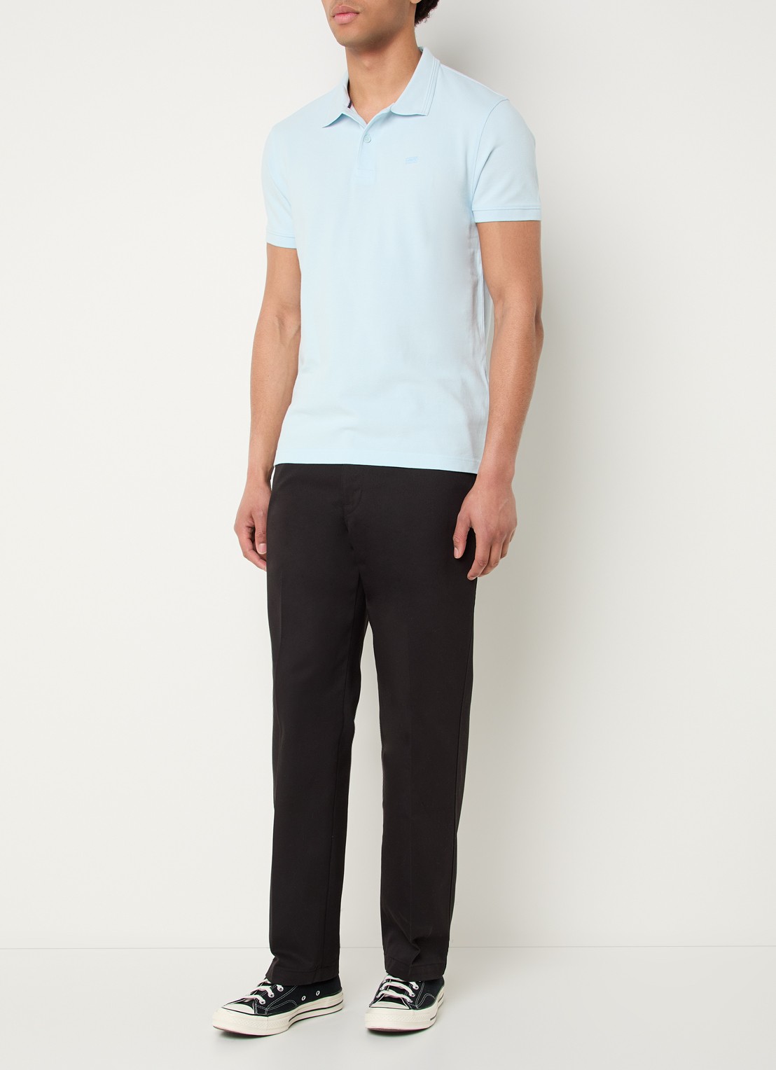 Levi's Regular fit polo met logoborduring - voorkant 2 lichtblauw