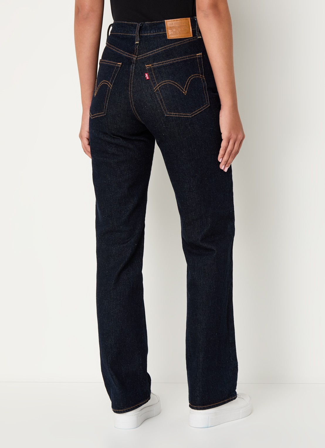 Levi's Ribcage high waist straight leg jeans met donkere wassing  - achterkant indigo