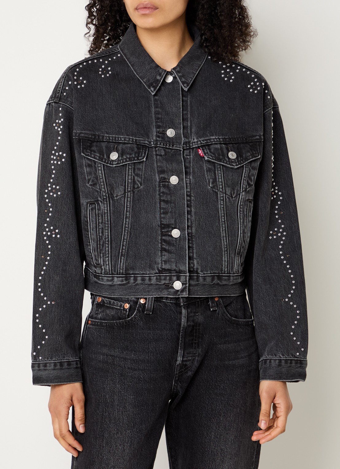Levi's Shrunken 90s spijkerjas met steekzakken en studs - detail 4 zwart