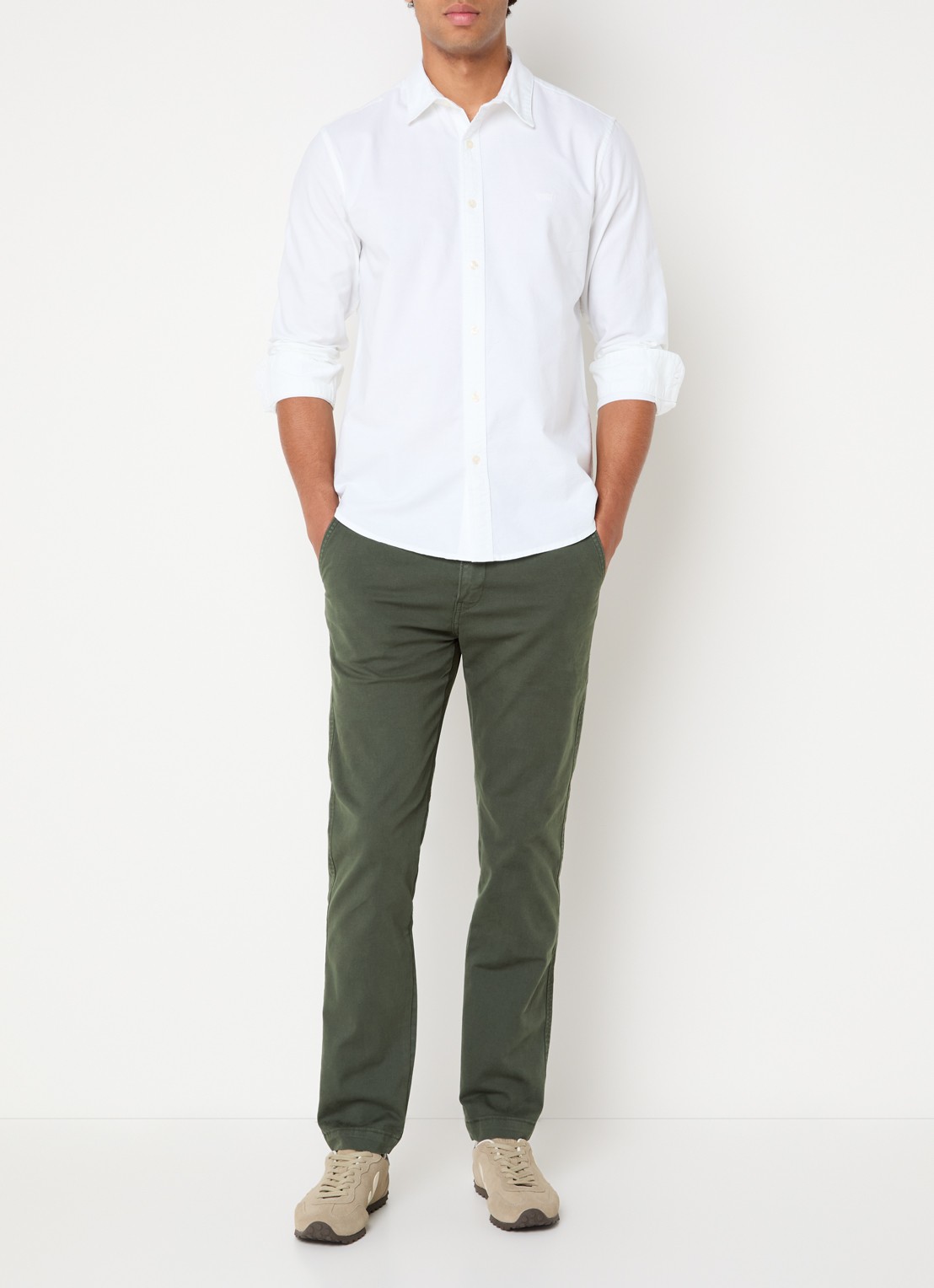 Levi's Slim fit chino met steekzakken - voorkant 4 olijfgroen