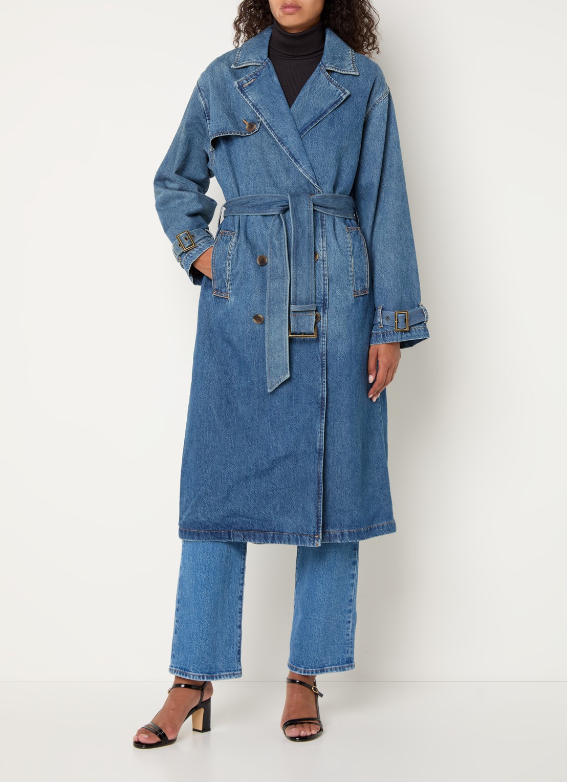Levi's Spade double-breasted trenchcoat van denim met strikceintuur - detail 4 blauw