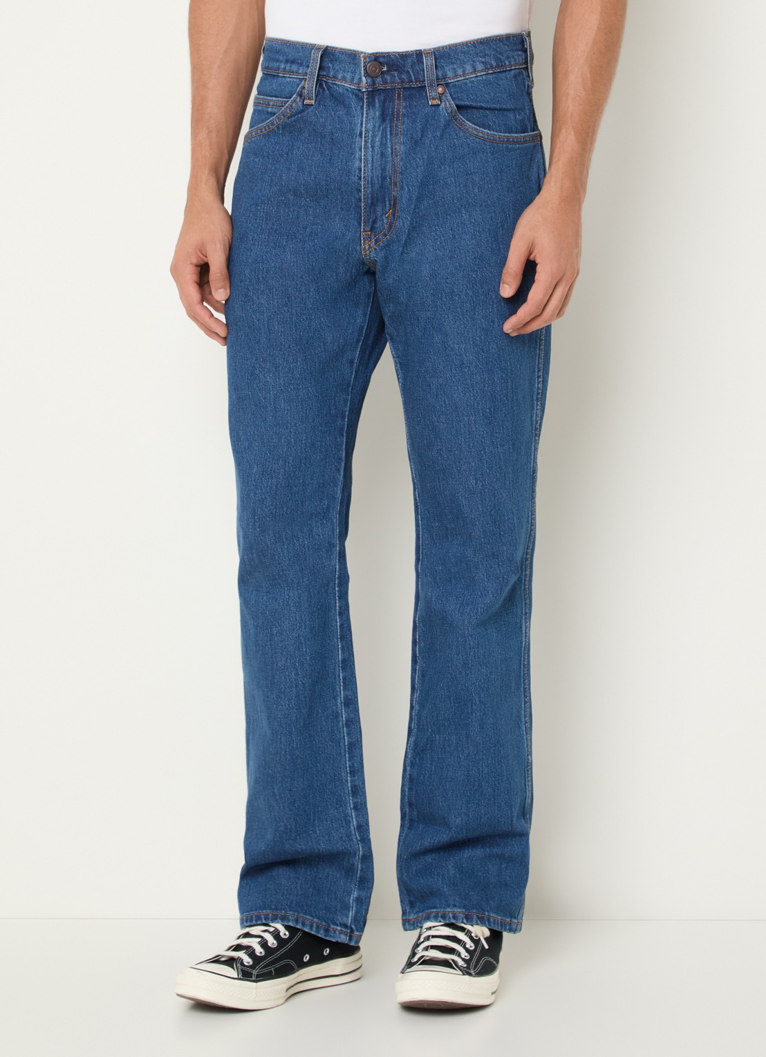 Levi's Straight fit jeans met medium wassing en steekzakken - detail 4 indigo