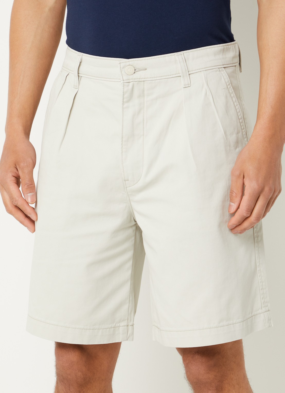 Levi's Straight fit korte broek met steekzakken - detail 2 creme