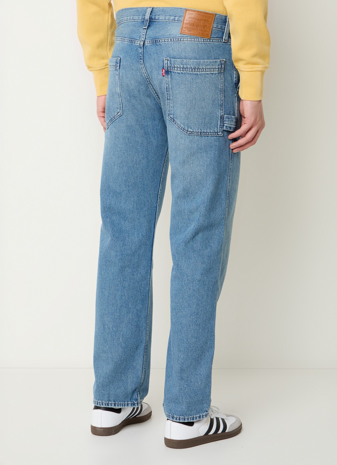 Levi's Straight leg jeans met medium wassing en steekzakken - achterkant indigo