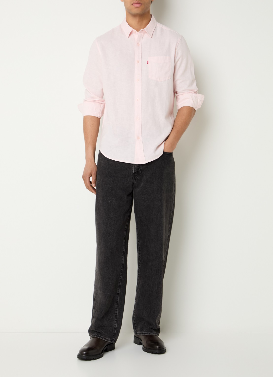 Levi's Sunset regular fit overhemd in linnenblend - voorkant 2 lichtroze