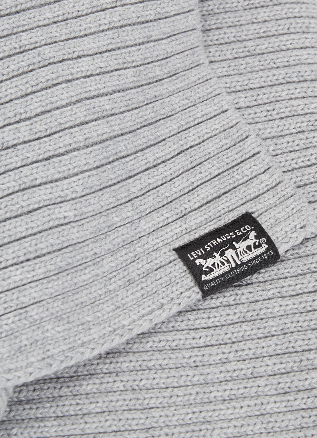 Levi's Sunset ribgebreide sjaal 190 x 35 cm - detail 2 grijs