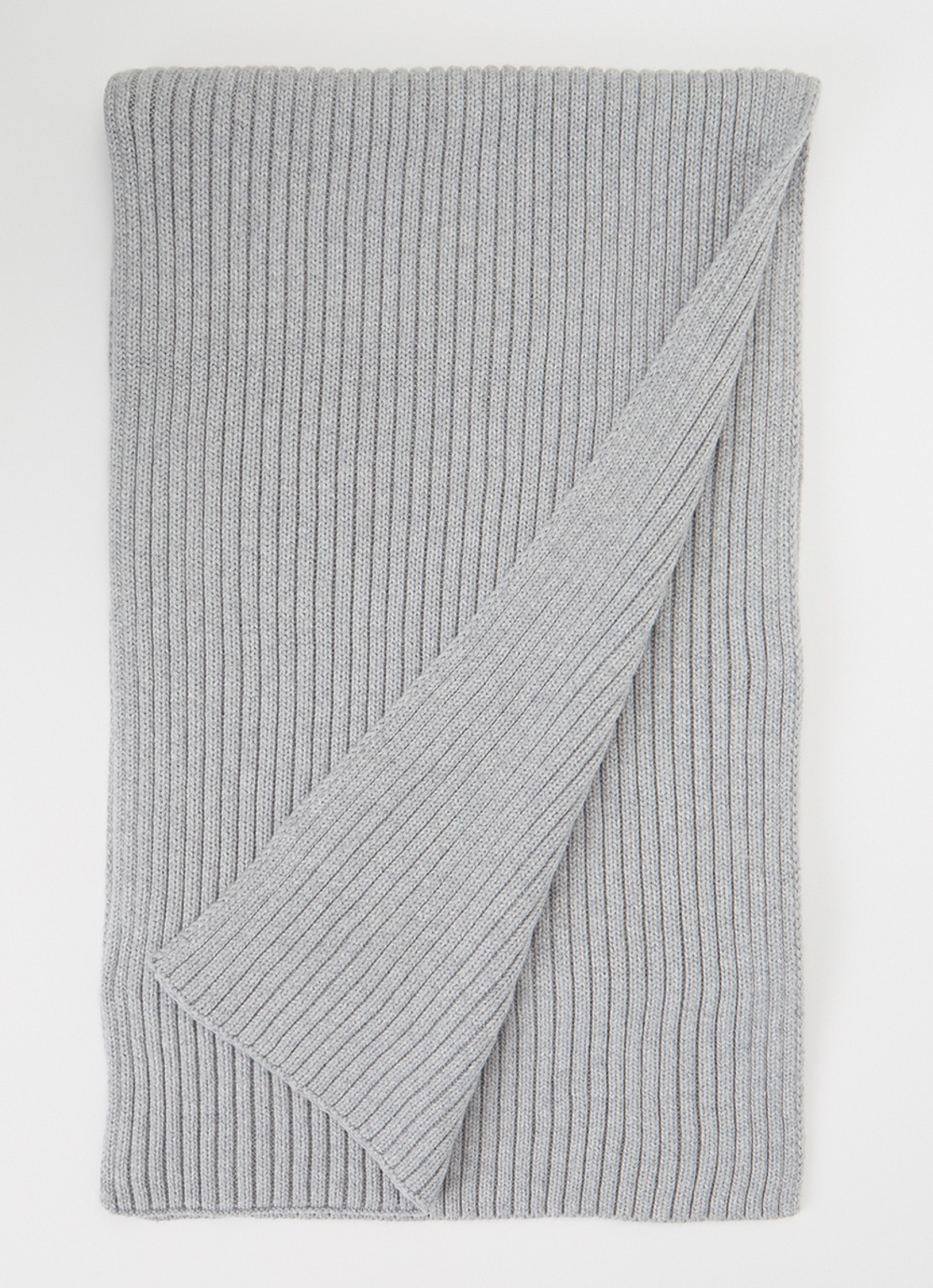 Levi's Sunset ribgebreide sjaal 190 x 35 cm - voorkant 3 grijs