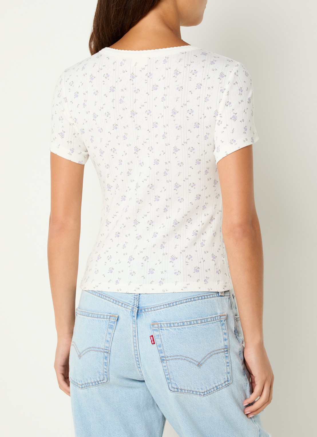Levi's T-shirt met bloemenprint - achterkant 2 gebroken wit