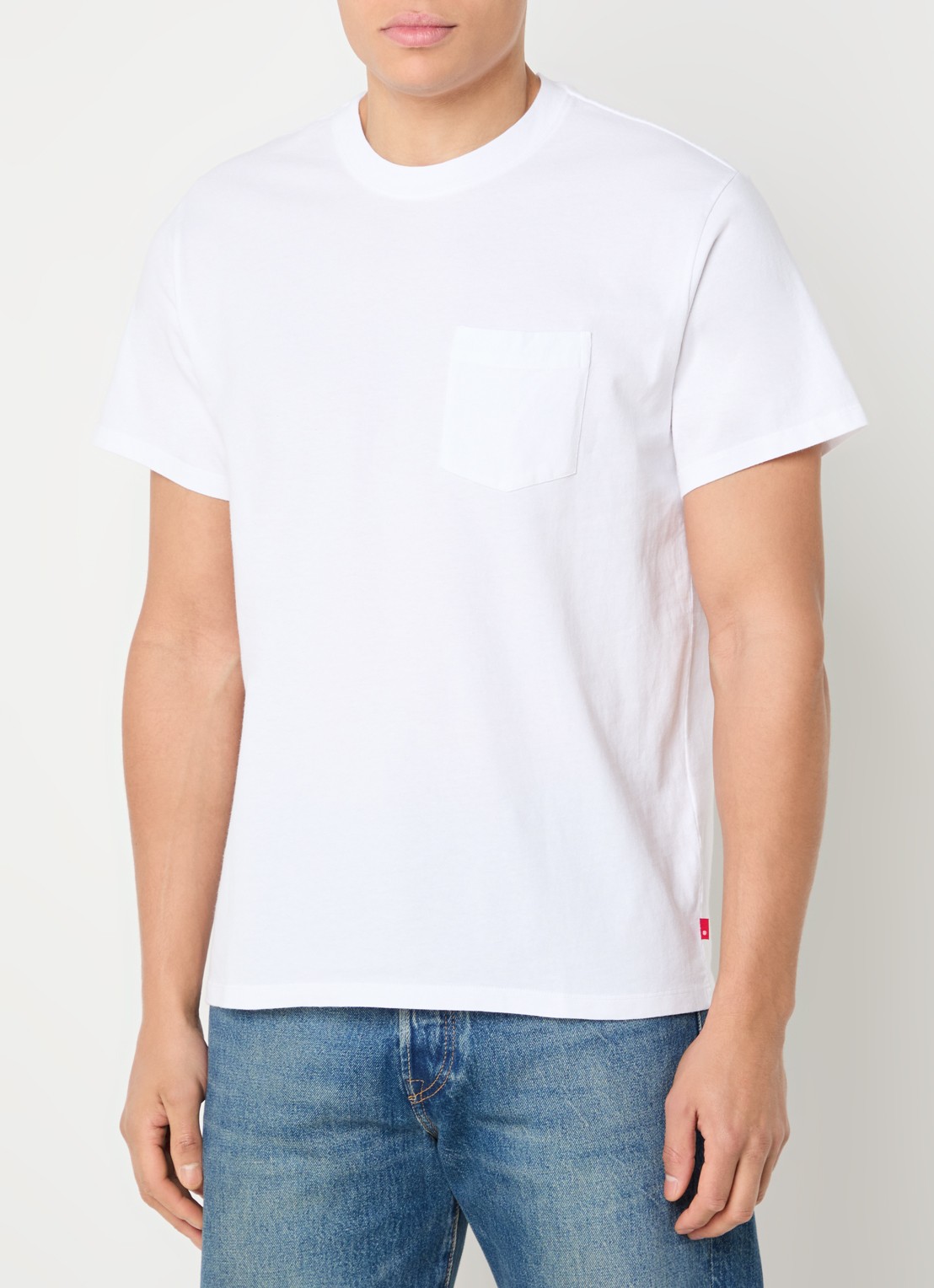 Levi's T-shirt met borstzak - detail 4 wit