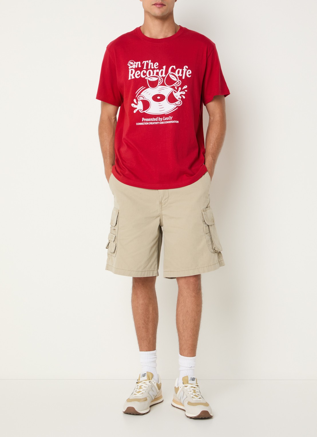 Levi's T-shirt met front- en backprint - voorkant 2 rood