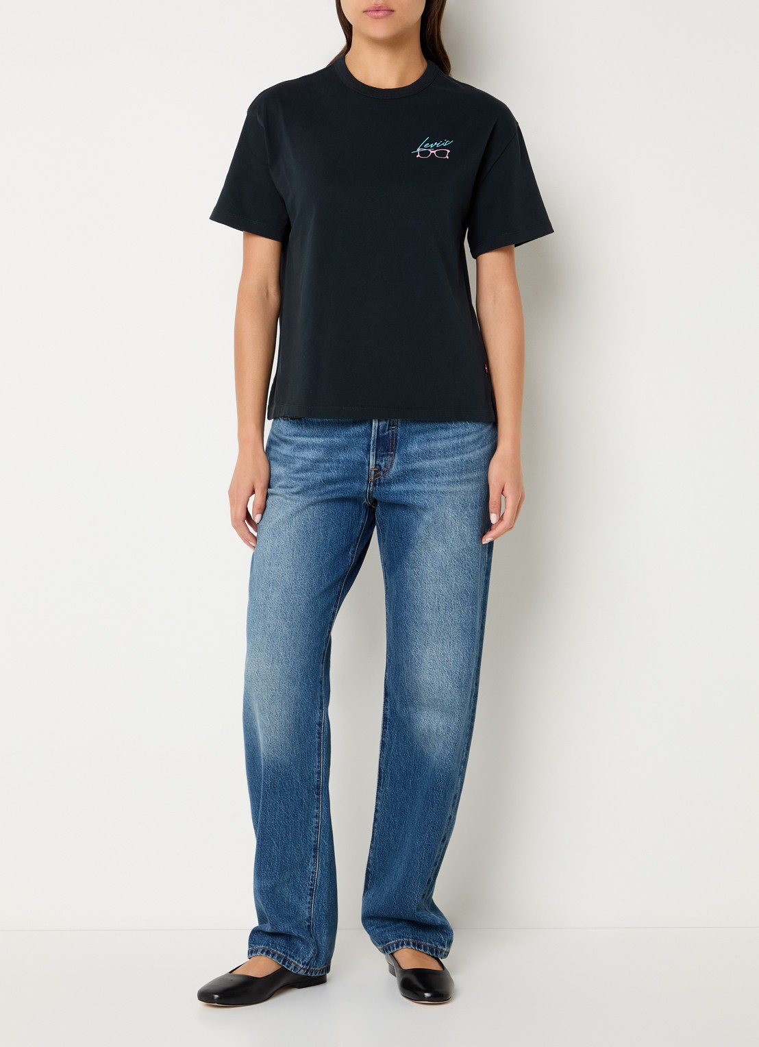 Levi's T-shirt met logo- en backprint - voorkant 2 donkerblauw