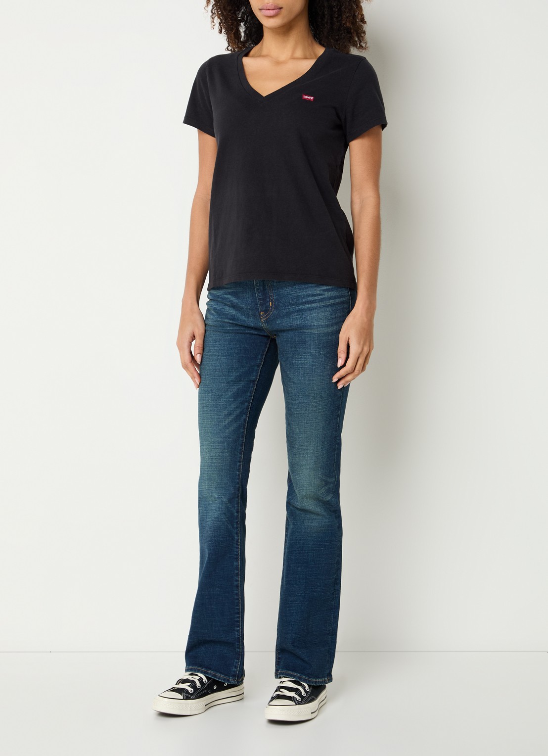 Levi's T-shirt met logo - voorkant 3 zwart