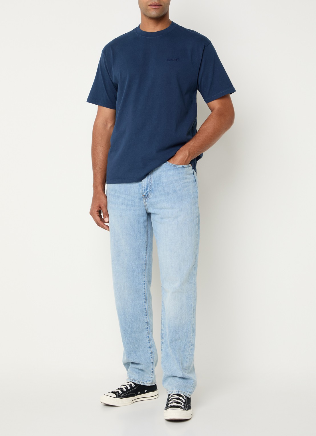 Levi's T-shirt met logo - voorkant 3 donkerblauw