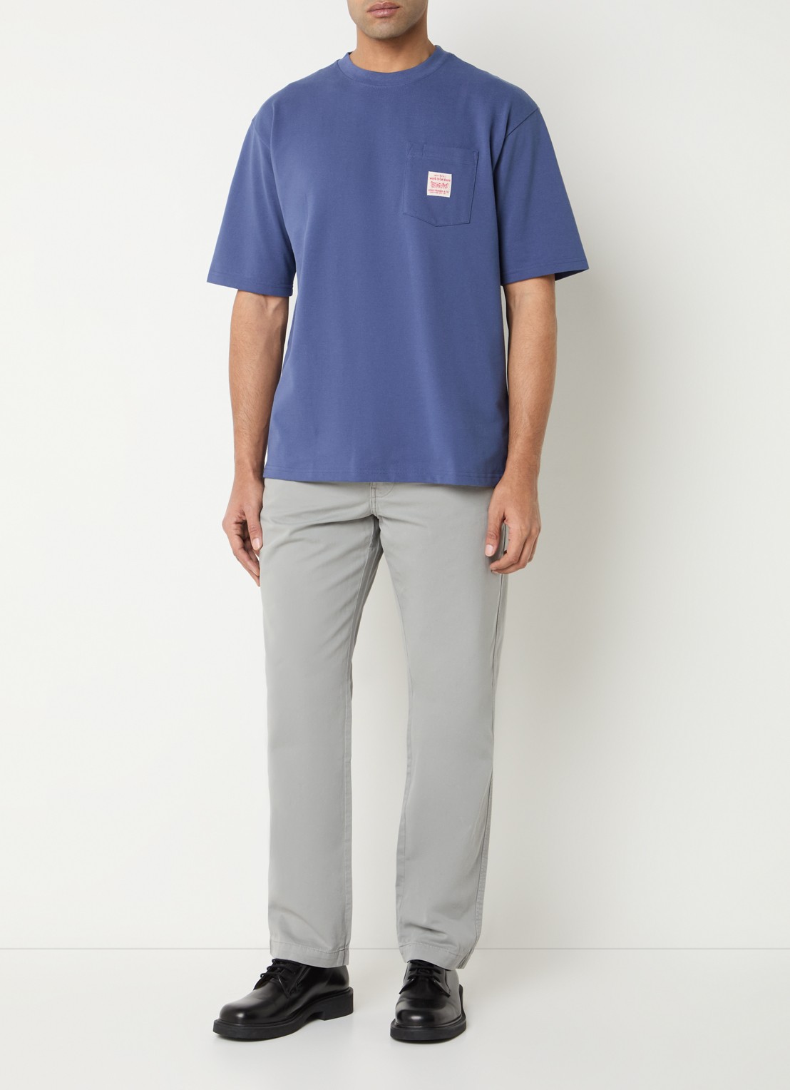 Levi's T-shirt met logoborduring - voorkant 2 indigo