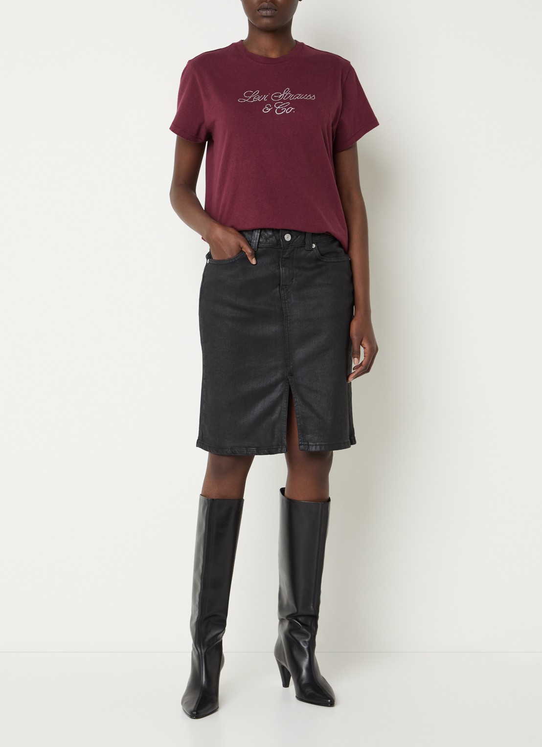 Levi's T-shirt met logoprint en strass - voorkant 3 bordeauxrood