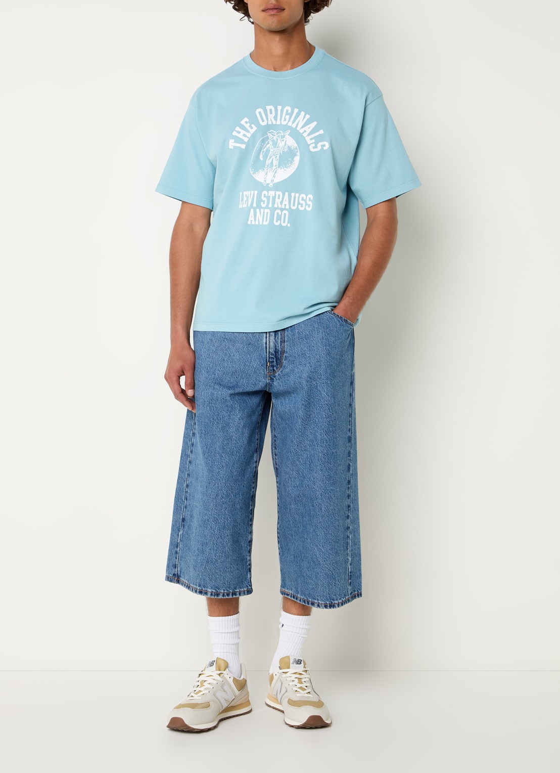 Levi's T-shirt met logoprint - voorkant 3 lichtblauw