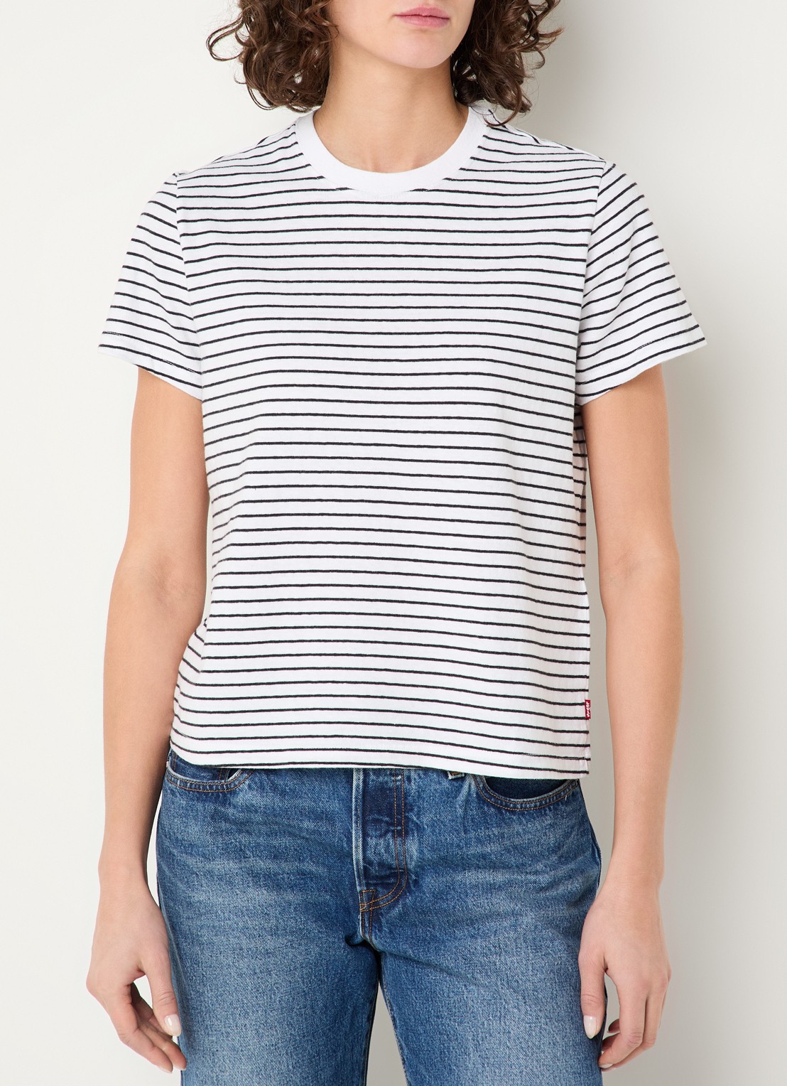 Levi's T-shirt met streepprint - detail 4 wit