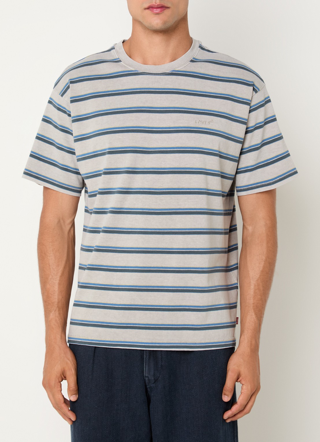Levi's T-shirt met streepprint - detail 4 lichtgrijs