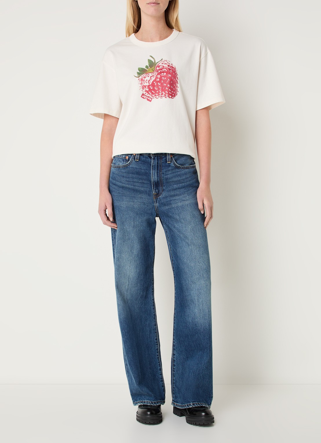 Levi's Tabor T-shirt met print - voorkant 2 creme