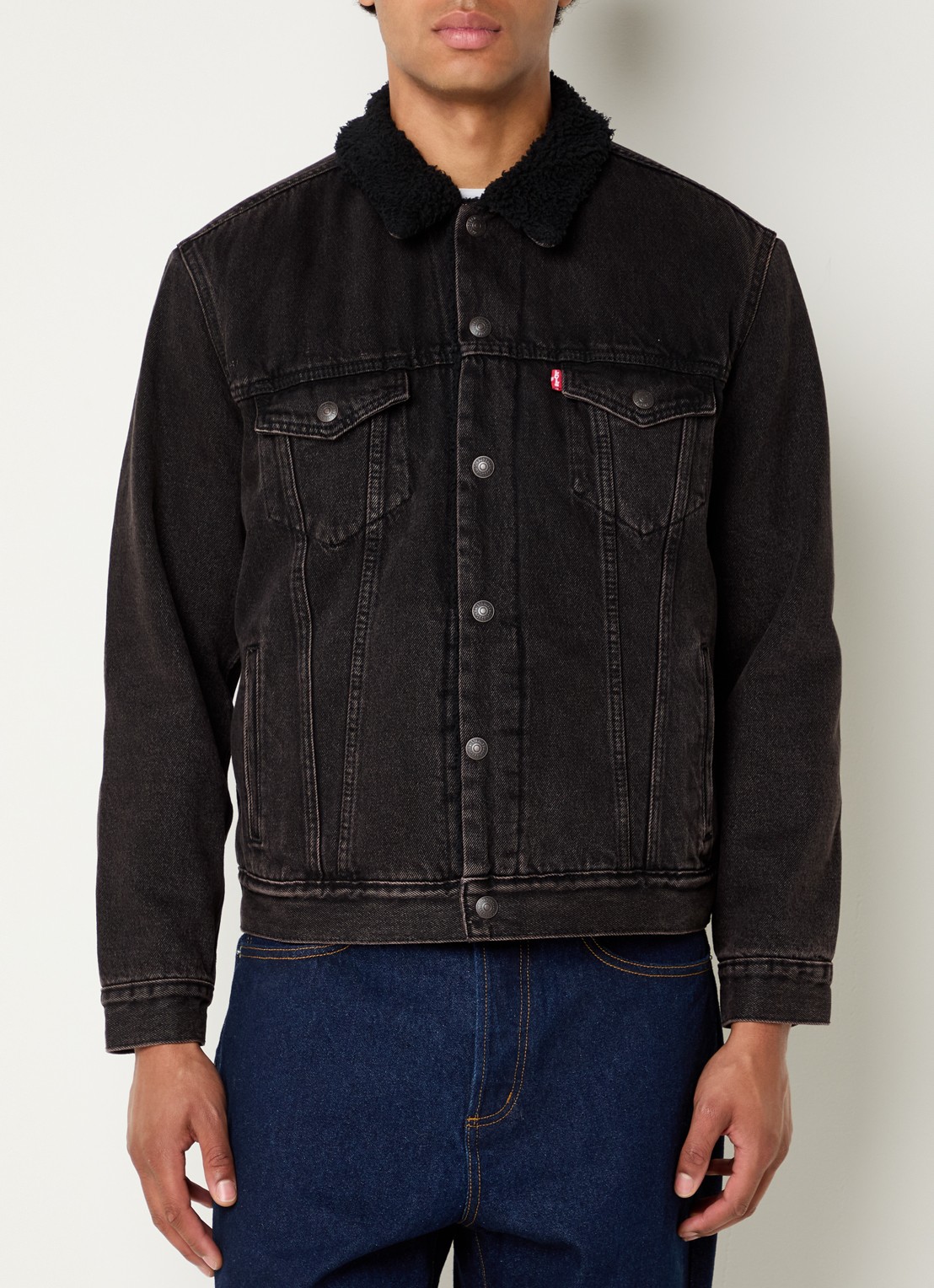 Levi's Type 3 Sherpa spijkerjas met teddy voering en steekzakken - detail 2 zwart