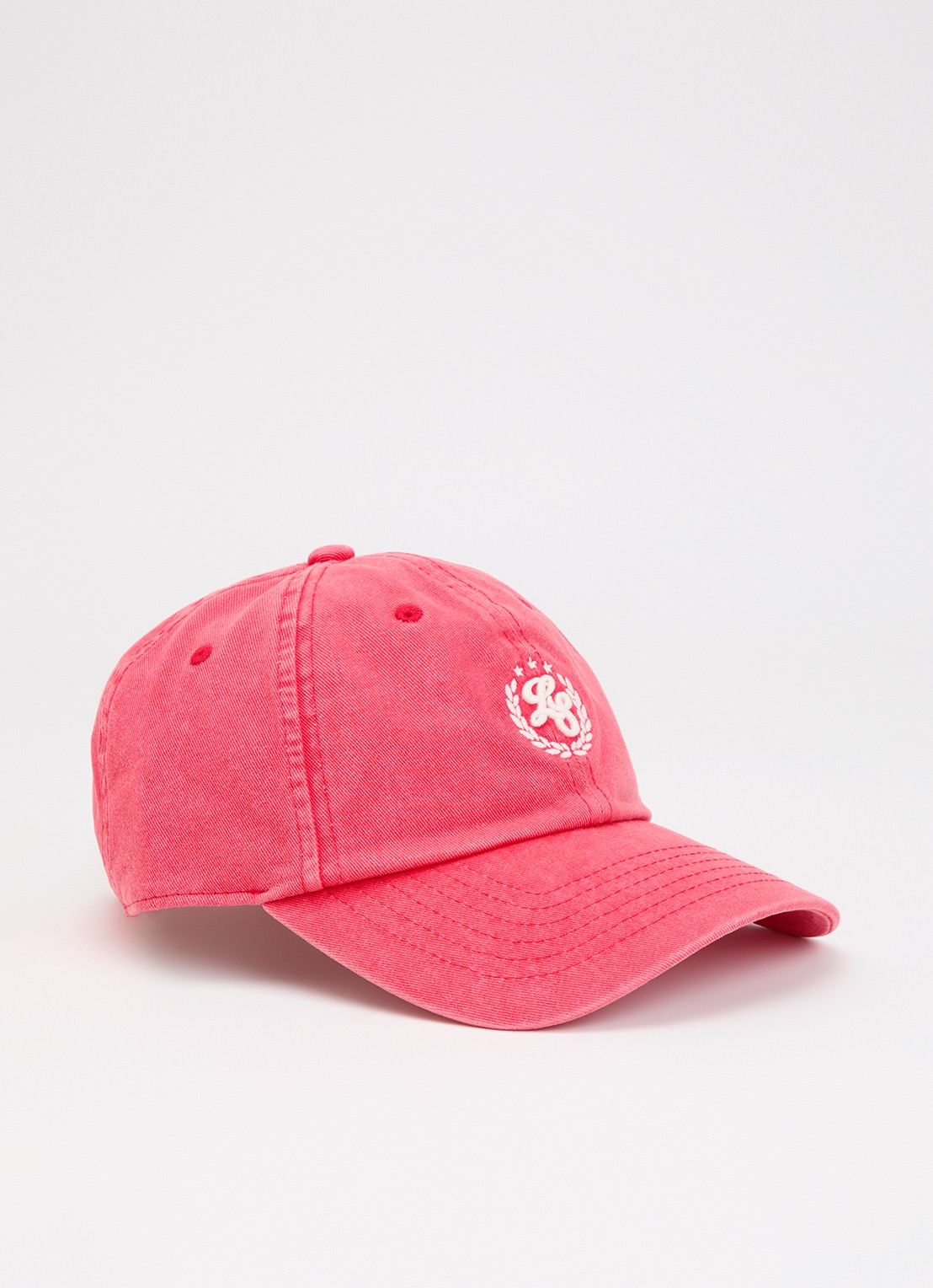 Levi's Varsity pet met logoborduring - voorkant 2 koraalrood