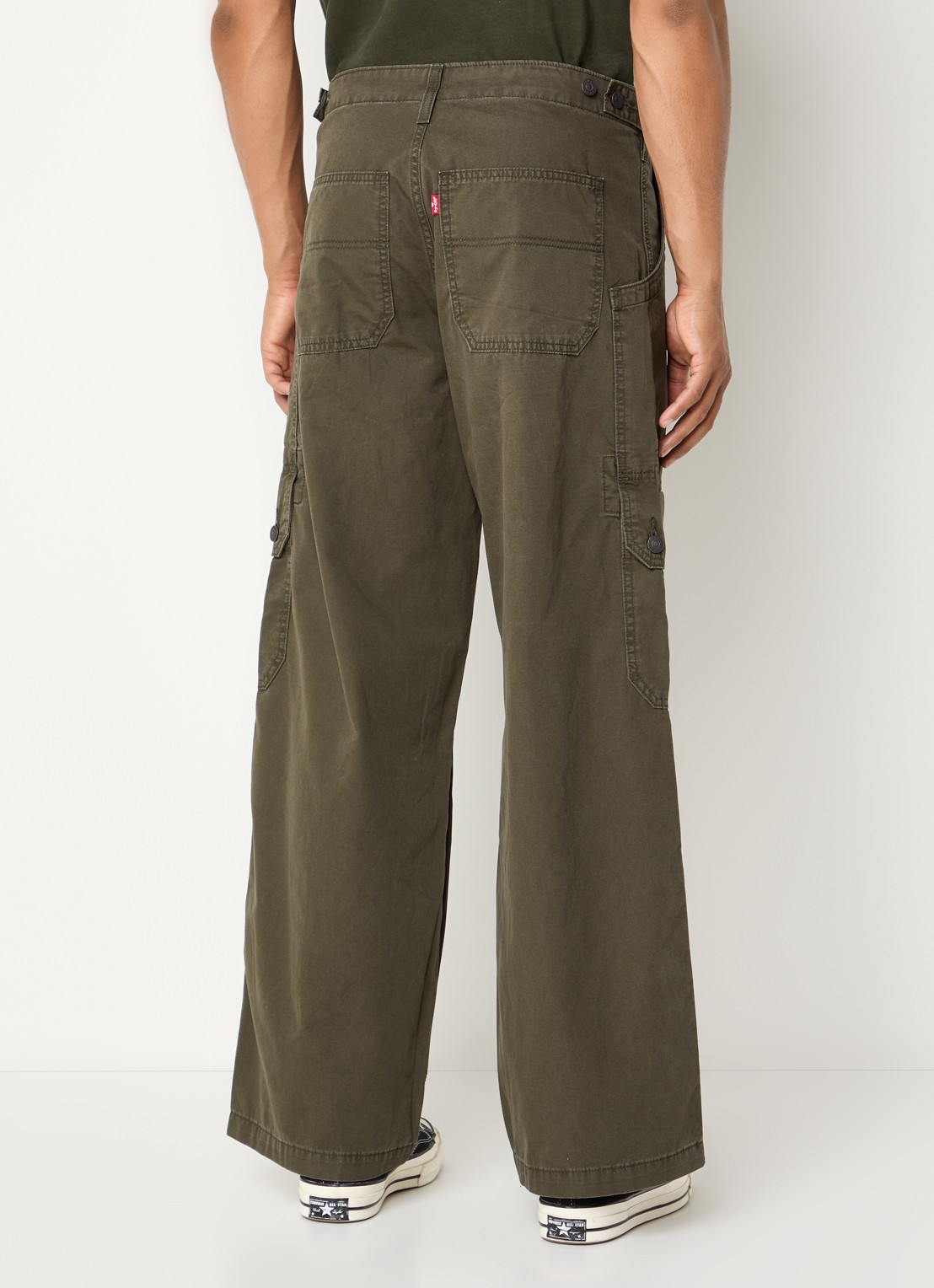 Levi's Wide fit cargobroek met steekzakken - achterkant 5 groen